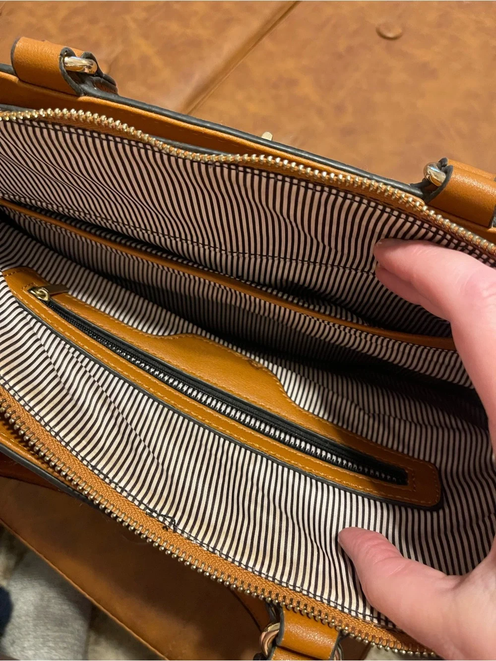 Deluxity Tan Plaid Tote Bag with Tassel Accent